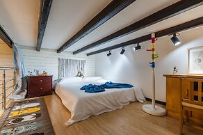 Qiyu Homestay - West Nanjing Road Branch