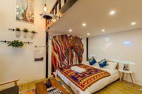 Qiyu Homestay - West Nanjing Road Branch