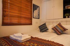 Qiyu Homestay - West Nanjing Road Branch