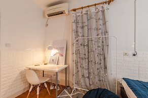 Qiyu Homestay - West Nanjing Road Branch