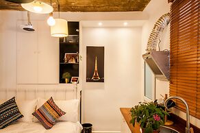 Qiyu Homestay - West Nanjing Road Branch