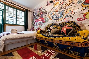 Qiyu Homestay - West Nanjing Road Branch