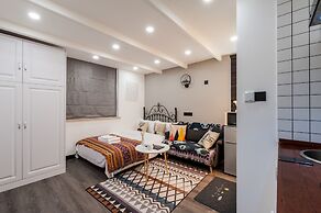 Qiyu Homestay - West Nanjing Road Branch