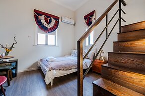 Qiyu Homestay - West Nanjing Road Branch