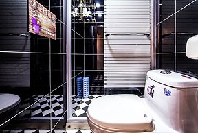 Qiyu Homestay - West Nanjing Road Branch