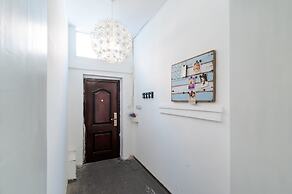 Qiyu Homestay - West Nanjing Road Branch