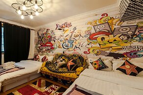 Qiyu Homestay - West Nanjing Road Branch