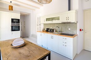 Eden View Suites & Villas