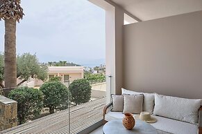 Zeus Eleva Mirabello Bay