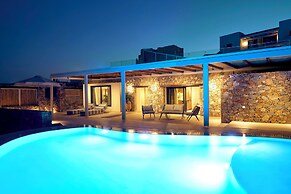 Zeus Eleva Mirabello Bay