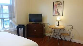 Washington Plaza Apartments