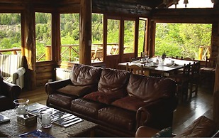 Laguna Larga Lodge