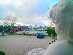 Vänerport Lakefront