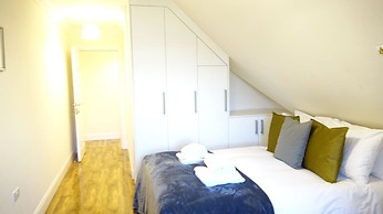 RC Airport Rooms