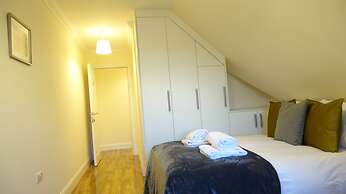 RC Airport Rooms