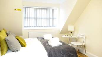 RC Airport Rooms