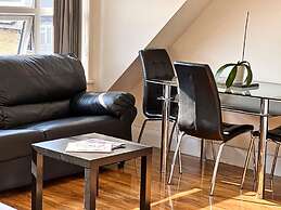 RC Airport Rooms