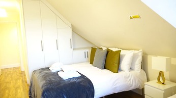 RC Airport Rooms