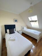 RC Airport Rooms