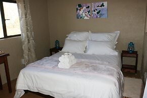 White Linen Guesthouse