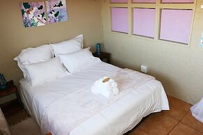 White Linen Guesthouse