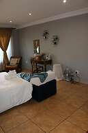 White Linen Guesthouse