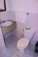 Pink Rock Bed & Breakfast