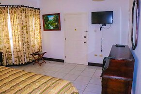 Pink Rock Bed & Breakfast