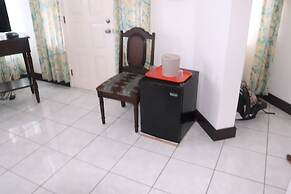 Pink Rock Bed & Breakfast