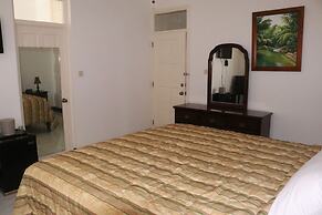 Pink Rock Bed & Breakfast