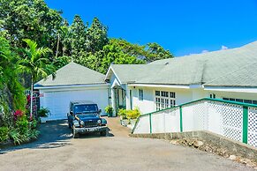 Pink Rock Bed & Breakfast