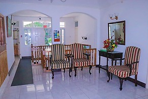 Pink Rock Bed & Breakfast