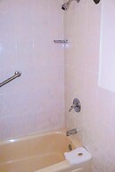 Pink Rock Bed & Breakfast