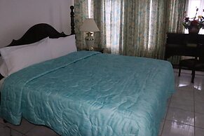 Pink Rock Bed & Breakfast