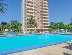 Coconut Suite at Turtle Towers