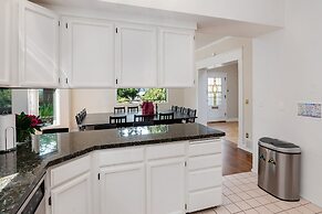 Seattle Vacation Home: The Tuscan Villa