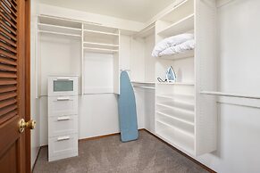 Seattle Vacation Home: The Tuscan Villa