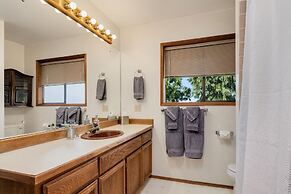 Seattle Vacation Home: The Tuscan Villa