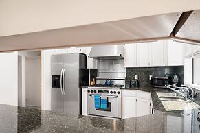 Seattle Vacation Home: The Tuscan Villa