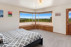 Seattle Vacation Home: The Tuscan Villa