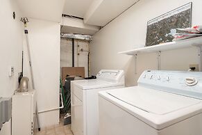 Seattle Vacation Home: The Tuscan Villa