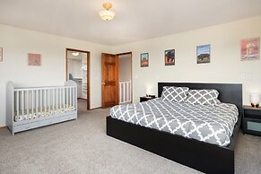 Seattle Vacation Home: The Tuscan Villa