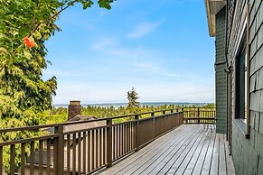 Seattle Vacation Home: The Tuscan Villa