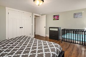 Seattle Vacation Home: Montlake 7 Bedroom