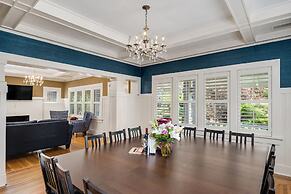 Seattle Vacation Home: Montlake 7 Bedroom