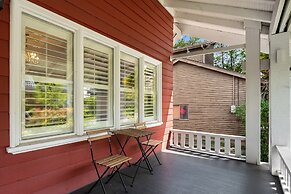 Seattle Vacation Home: Montlake 7 Bedroom