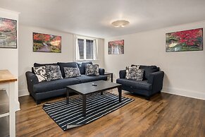 Seattle Vacation Home: Montlake 7 Bedroom