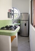 Sonido Del Mar Hotel and Yoga Loft