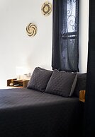 Sonido Del Mar Hotel and Yoga Loft