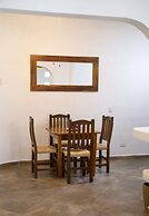 Sonido Del Mar Hotel and Yoga Loft